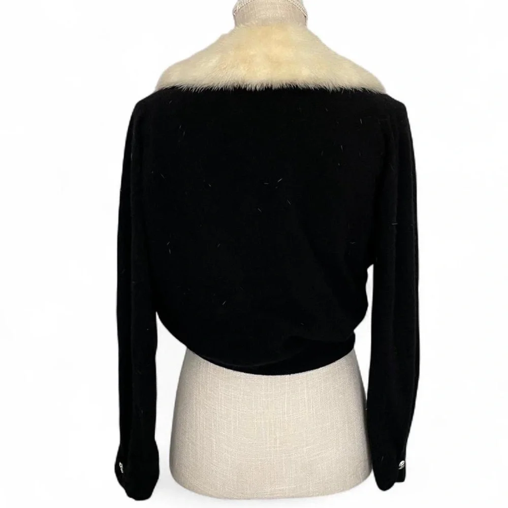 Black Cashmere cropped cardigan jacket with cream mink fur collar - Picture 2 of 8